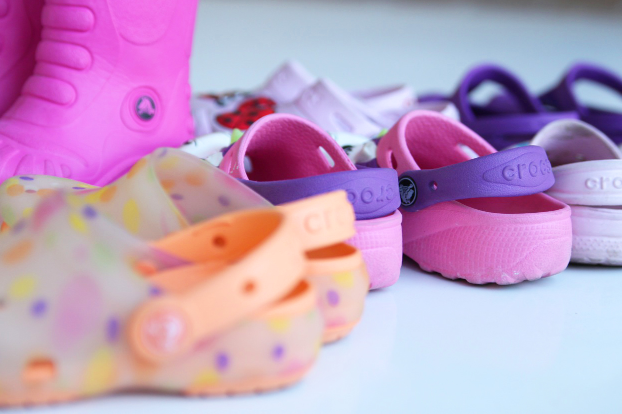 How To Clean Crocs